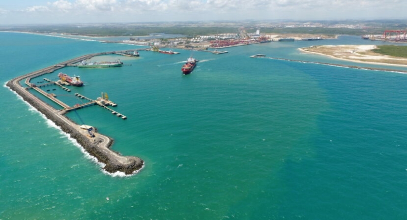 Maersk espera come?ar obras de novo terminal no Porto de Suape em 2023