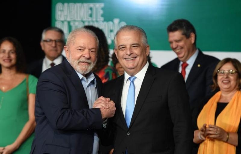 Governo Lula vai cancelar a privatiza??o do Porto de Santos, diz M?rcio Fran?a2