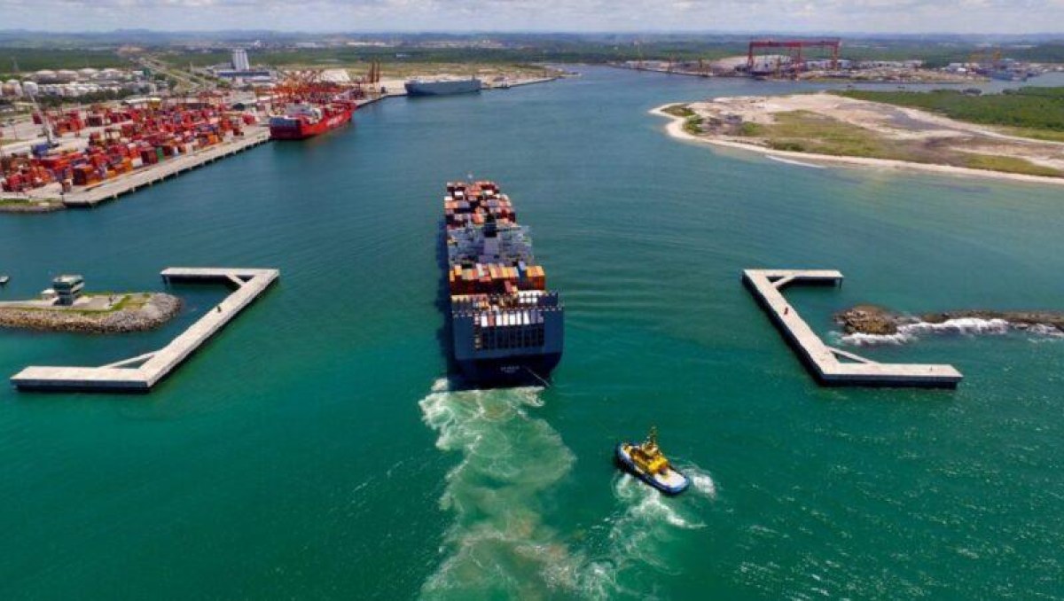 APM Terminals inicia operação em Suape e abre nova disputa por contêineres no Nordeste