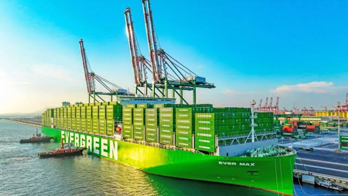 Evergreen transforma 58 mil contêineres refrigerados em equipamentos inteligentes