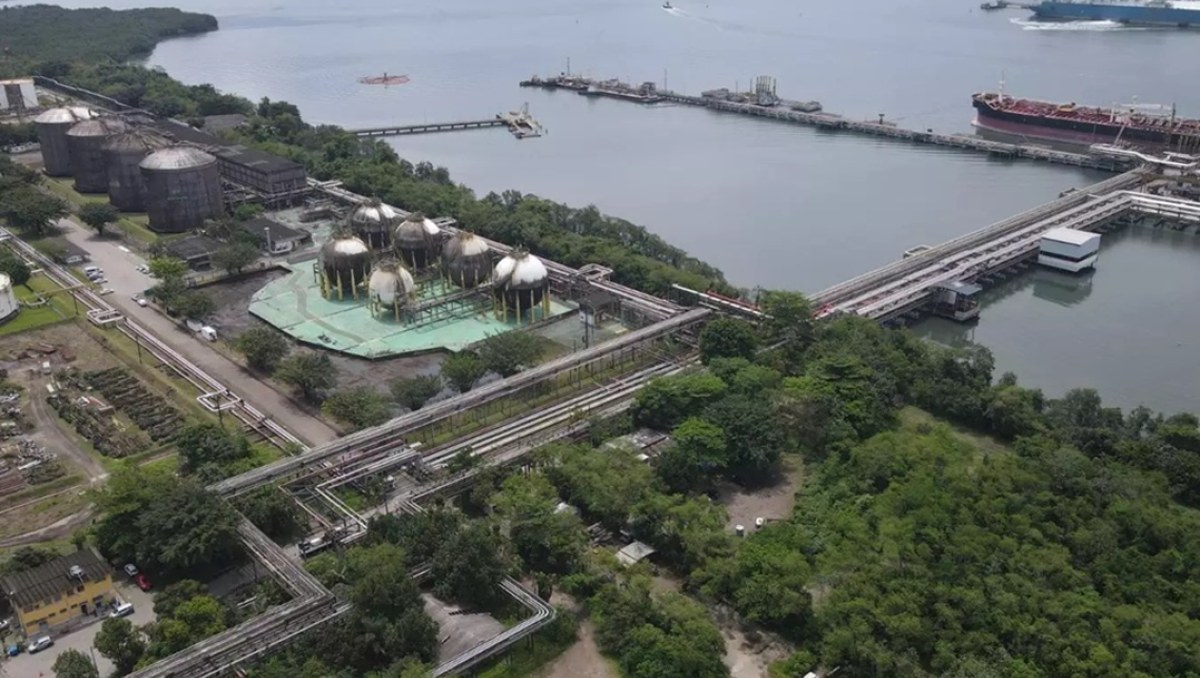 TCU aprova adensamento do STS08 ao terminal da Petrobras no Porto de Santos