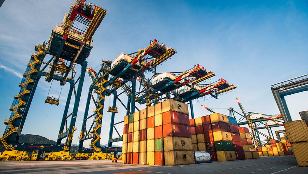 Cade amplia análise sobre mudança de controle da BTP envolvendo Maersk e MSC
