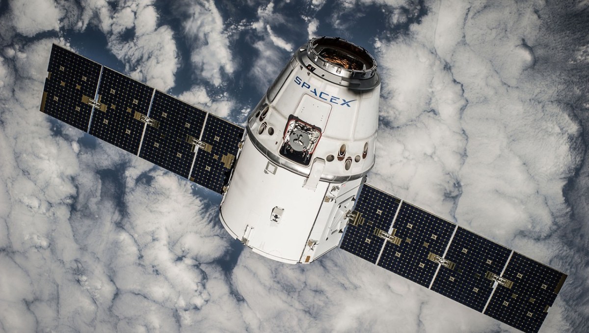SpaceX desafia gigantes da telefonia em negócio de US$ 8 bilhões