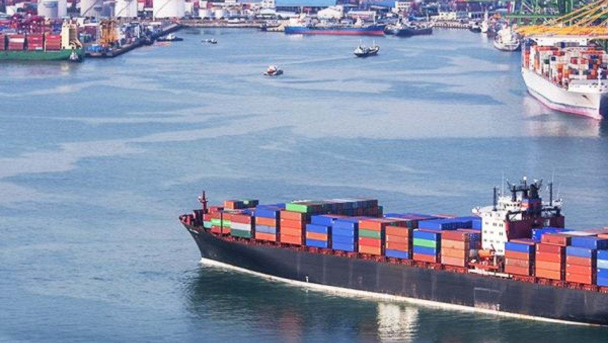 Exportaciones surcoreanas de chips se duplican en primeros días de octubre