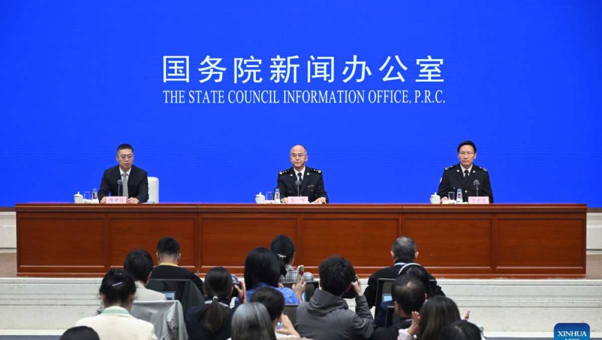 China: Comercio exterior alcanza tasa de crecimiento general más alto de los últimos cinco años