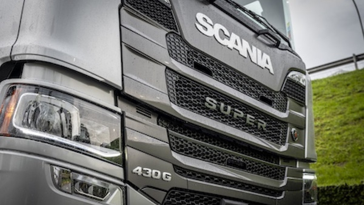 Scania Super 11 litros promete economizar até 8%