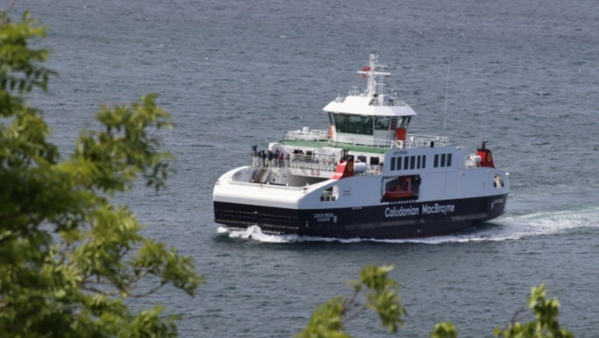 Escocia: CalMac publica primer informe de servicio y plan para próxima temporada