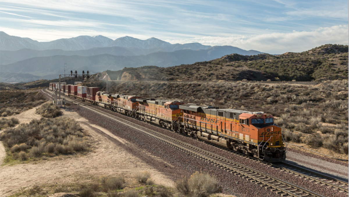 BNSF refuerza seguridad de transporte de carga en toda su red