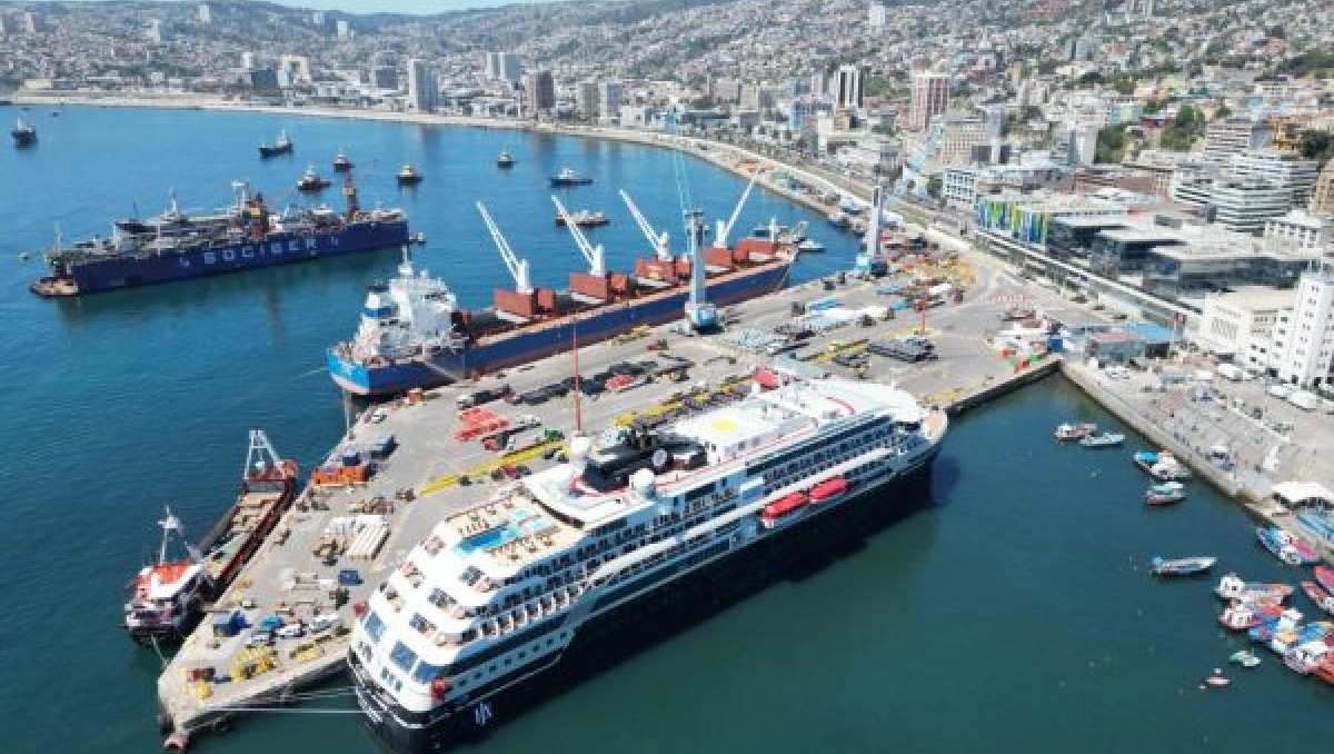Corporación de Puertos del Conosur destaca aumento de cruceros en Valparaíso durante nueva temporada