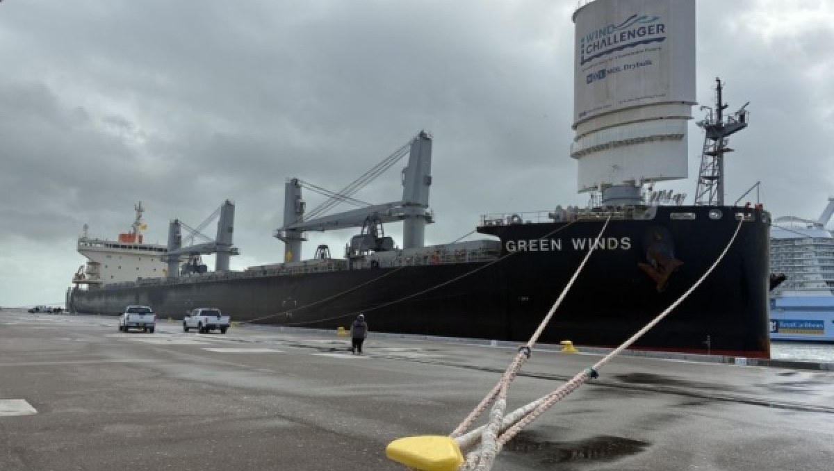 Port Canaveral recibe granelero Green Winds
