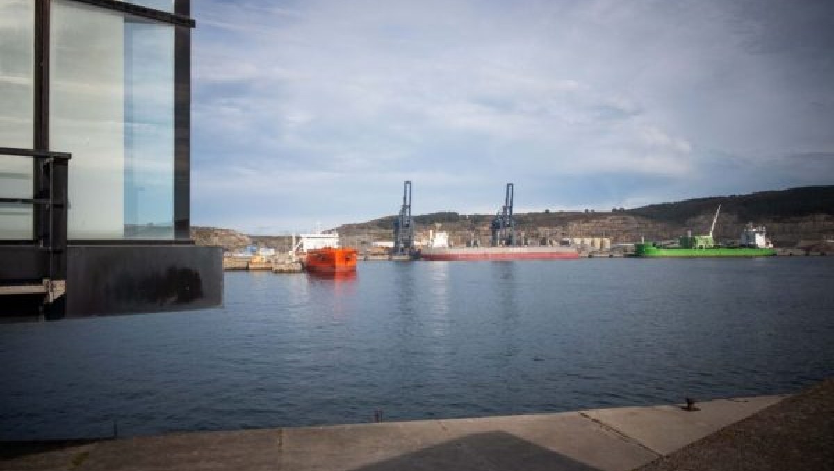 España: Aumenta flujo de carga movilizada en muelles de Ferrol y San Cibrao hasta septiembre