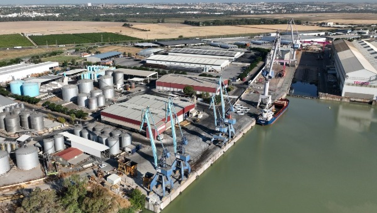 Administración de la Autoridad Portuaria de Sevilla adjudica a AG Seville Shipyard gestión de astillero