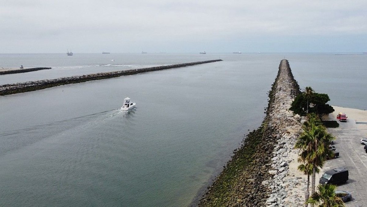 Long Beach Alamitos Bay dredging project underway