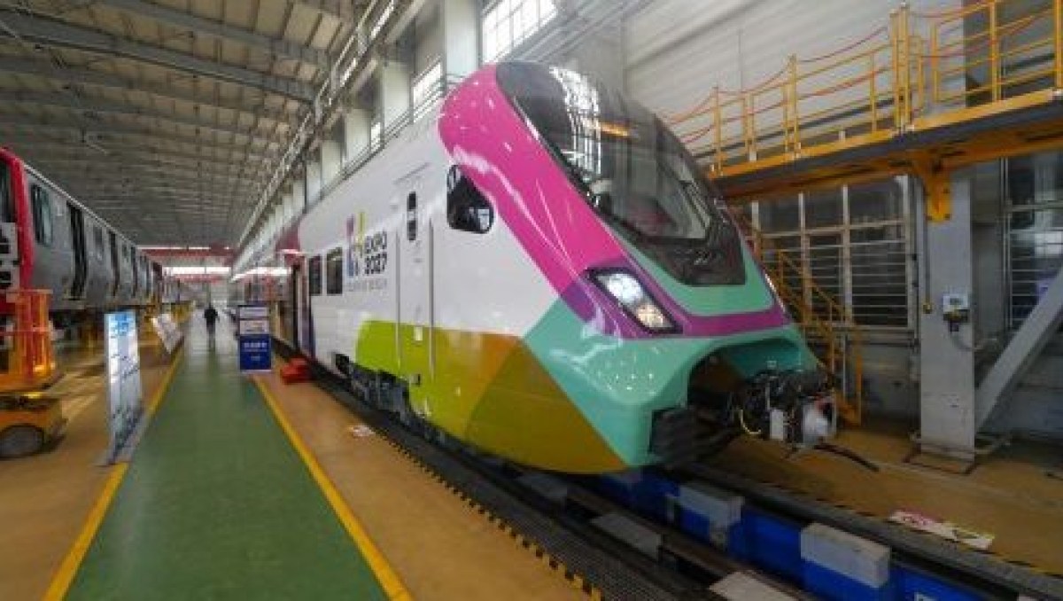 CRRC unveils first train for Beograd airport and Expo 2027 rail link