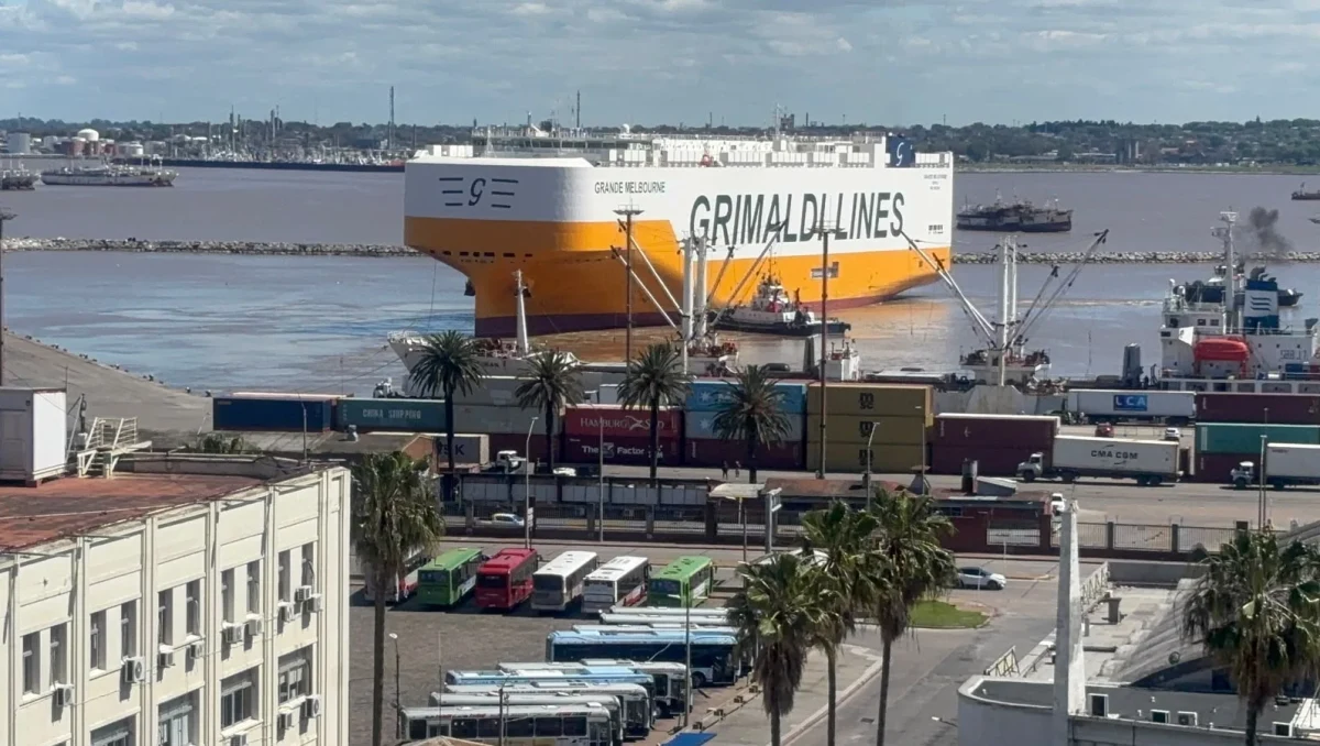 Puerto de Montevideo recibe al mayor buque Ro-Ro de su historia