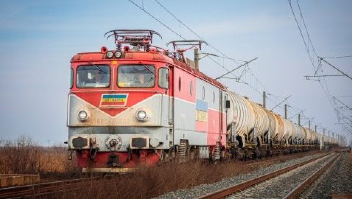 Romania opens €90m fund to buy new zero-emission locomotives