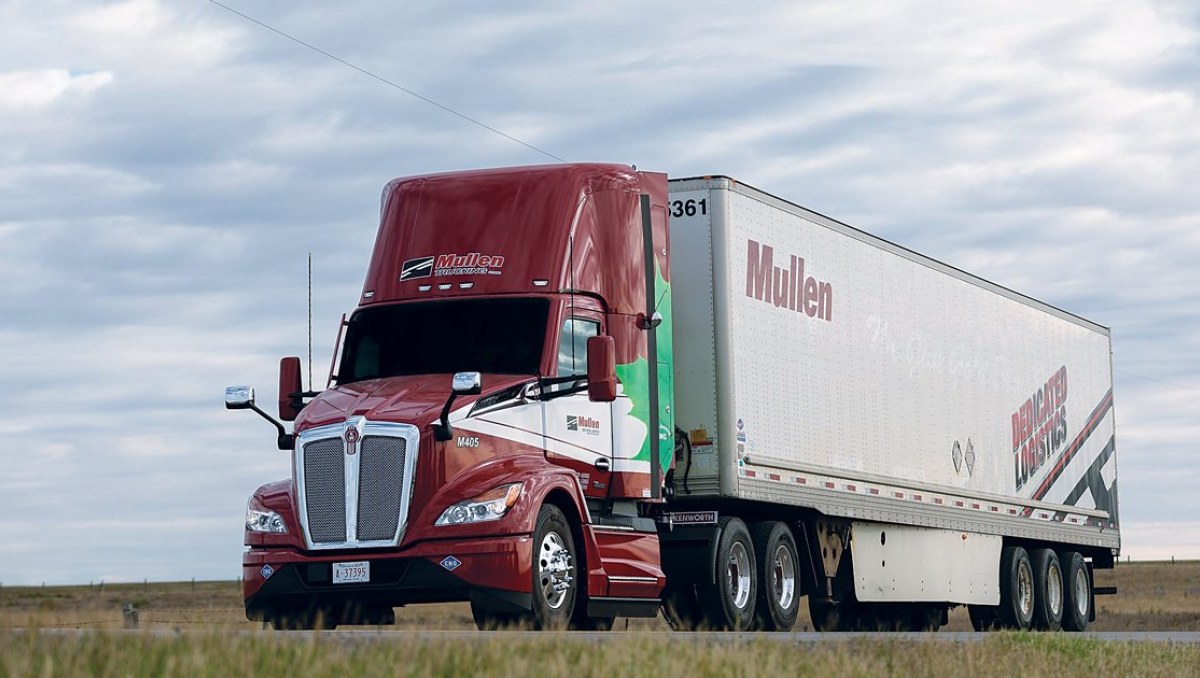 Mullen Group holds capital for Canadian project boom