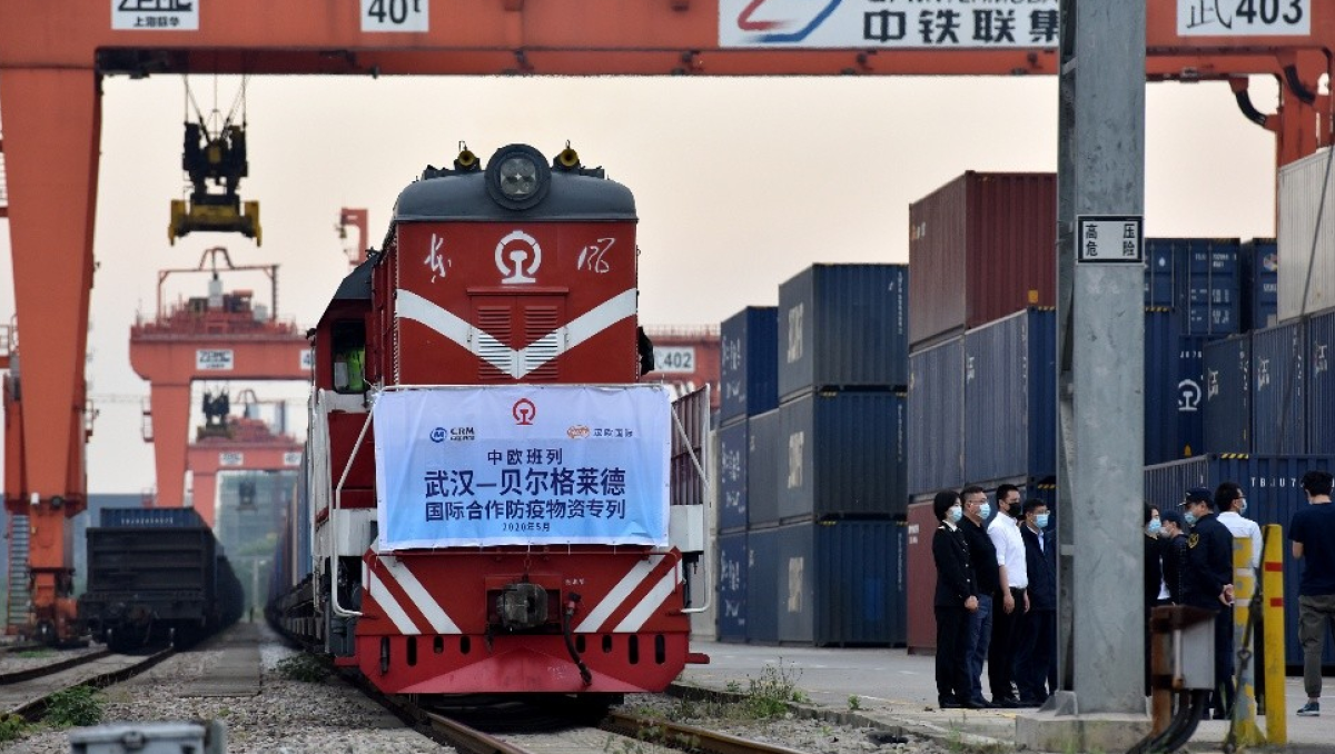 Viajes en tren de mercancías entre China y Europa superan los 140.000 a octubre de 2026