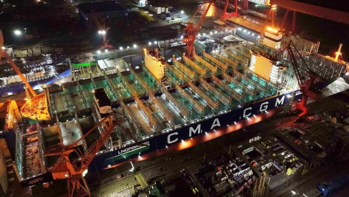 Dual-fuel boxship, vehicle carrier fleet tops 500 as investment exceeds $200B