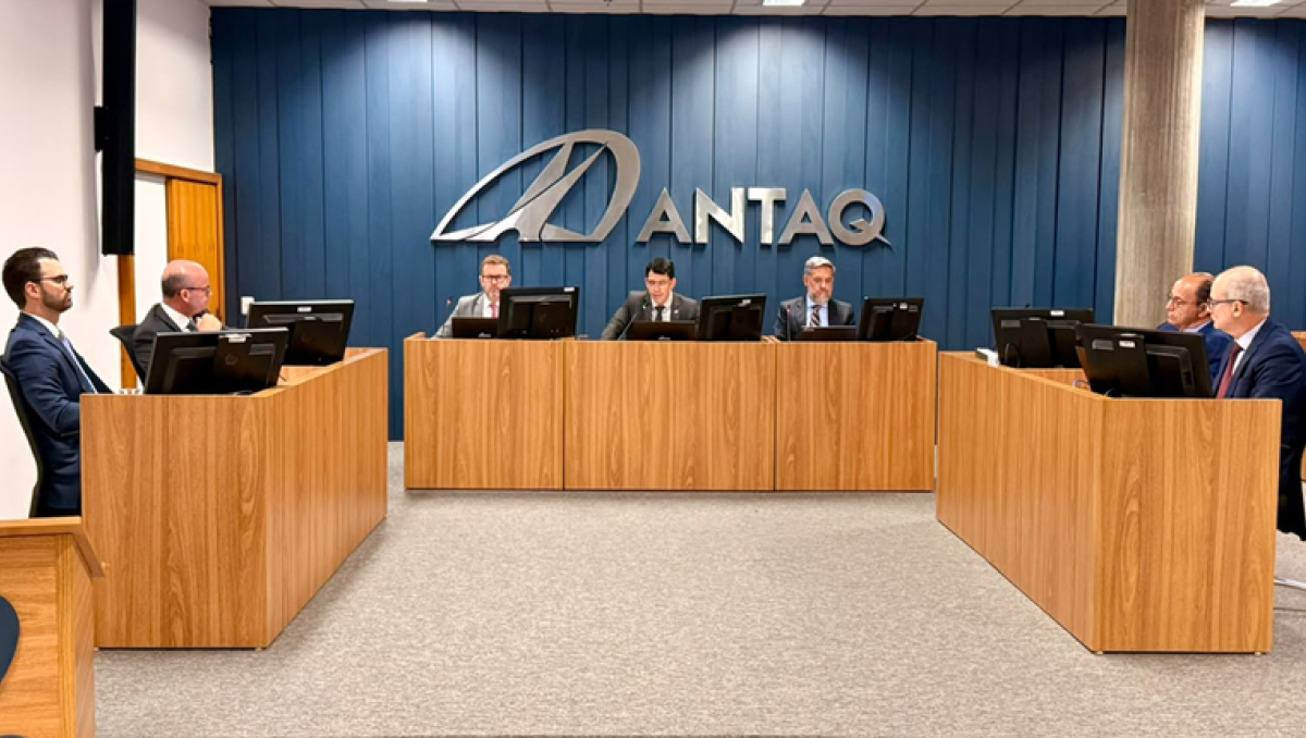 ANTAQ abre consulta sobre cobrança de serviços portuários em terminais de contêineres