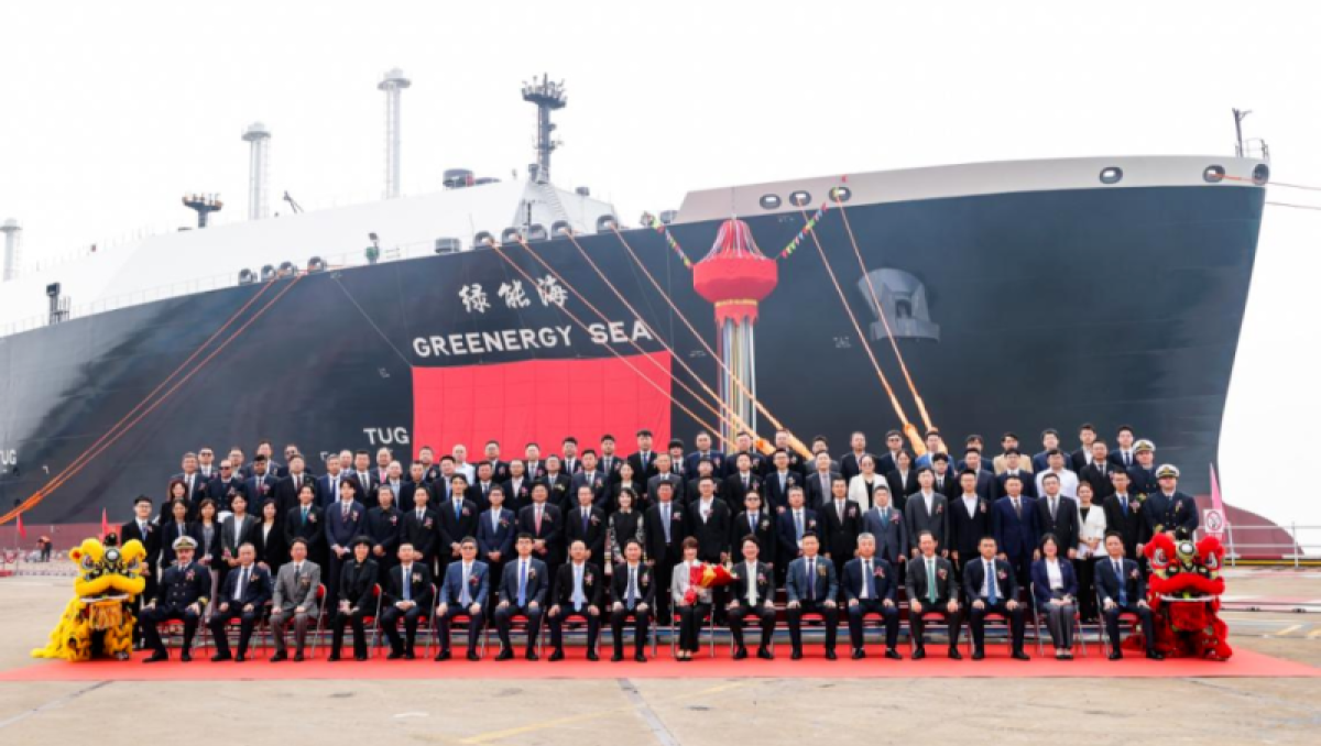 Hudong-Zhonghua concreta entrega del metanero GreenEnergy Sea