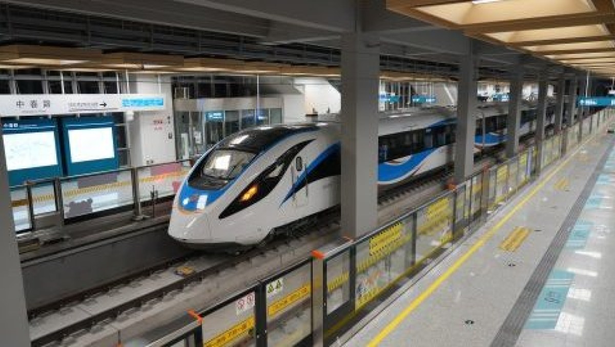 China: Emerging rail networks blend metro and main line features