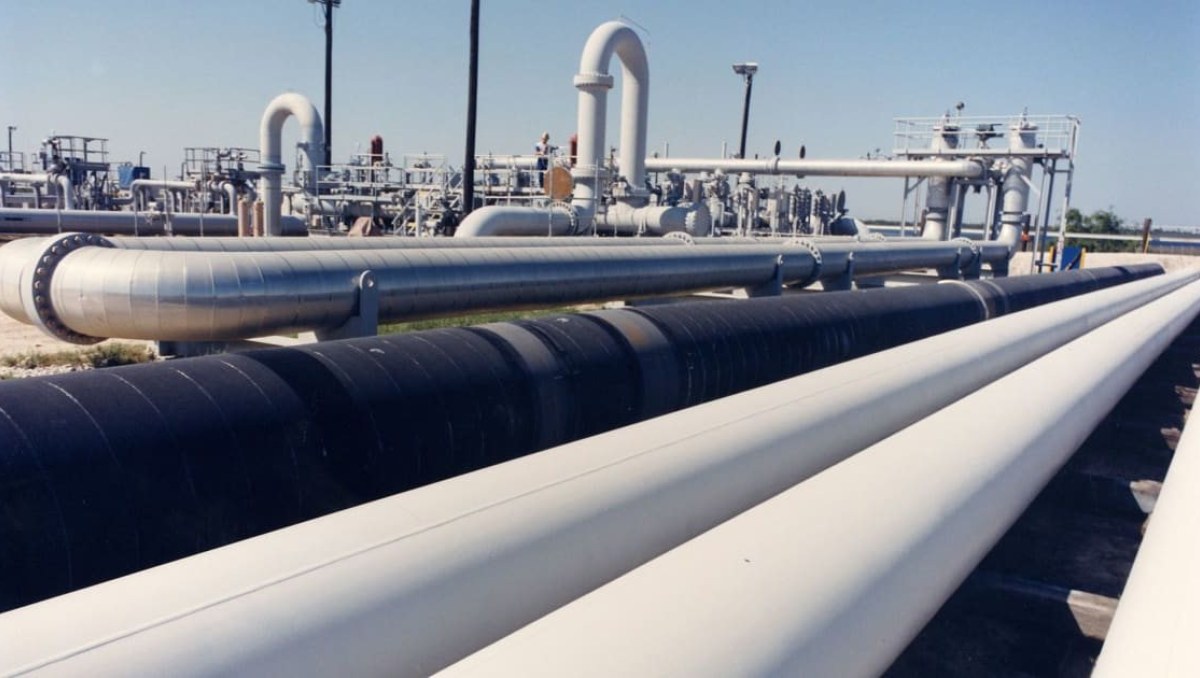 Oil Crisis Squeezes Trucking Lubricant Supplies