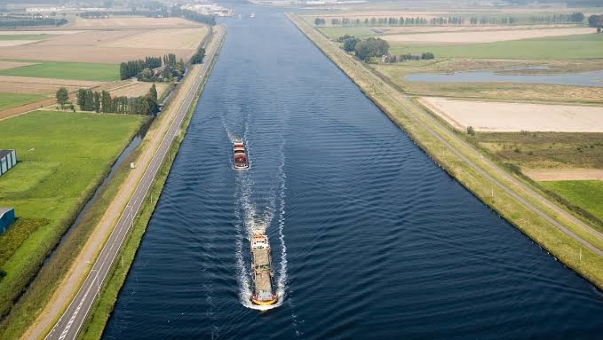 North Sea Port levanta restricciones de calado en canal Gante-Terneuzen