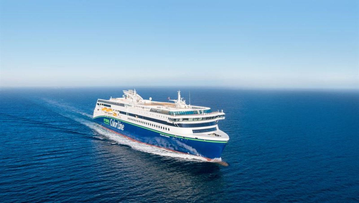 Stena AB firma acuerdo para adquirir naviera noruega Color Line