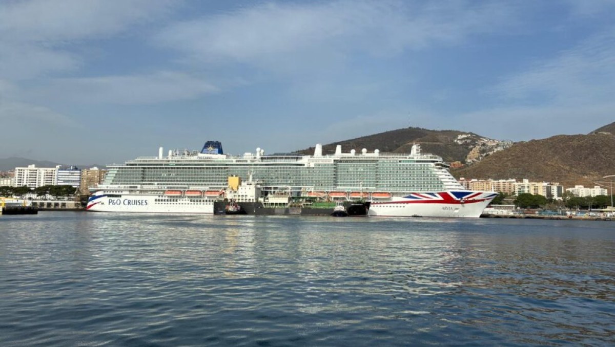 Puerto de Tenerife abre temporada de suministro de GNL a cruceros con 33 operaciones previstas