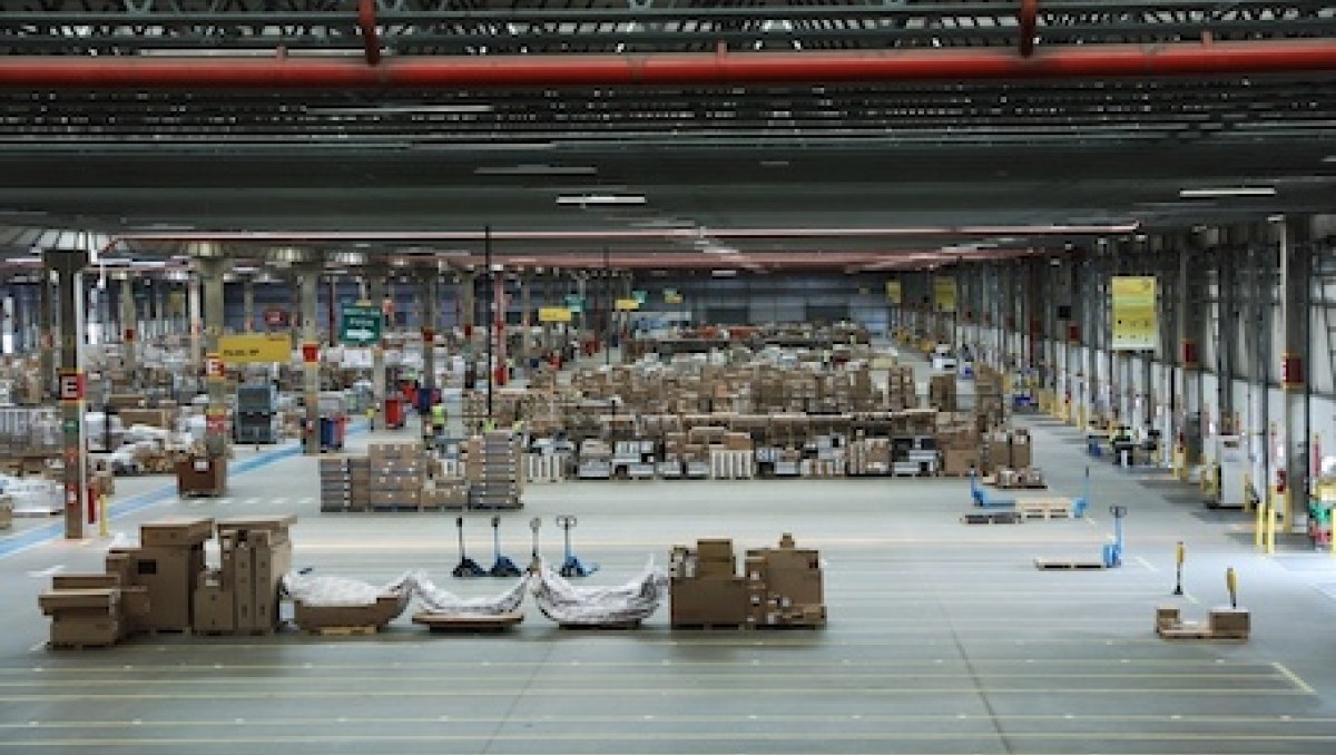 DHL amplia automação e prevê 37 milhões de itens na Black Friday