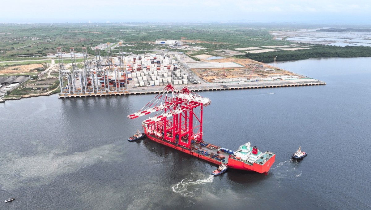 DP World Posorja completa ampliación de su muelle e incorpora nuevo equipamiento