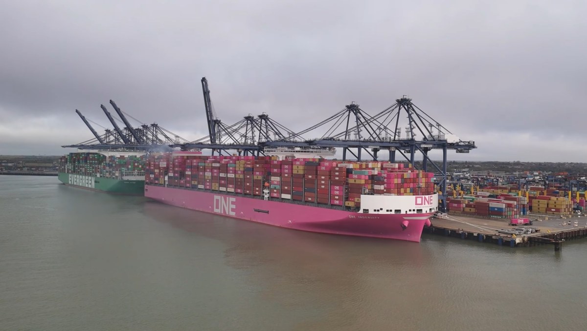 Tarifas de fletes marítimos caen 3% por retroceso en rutas transpacíficas