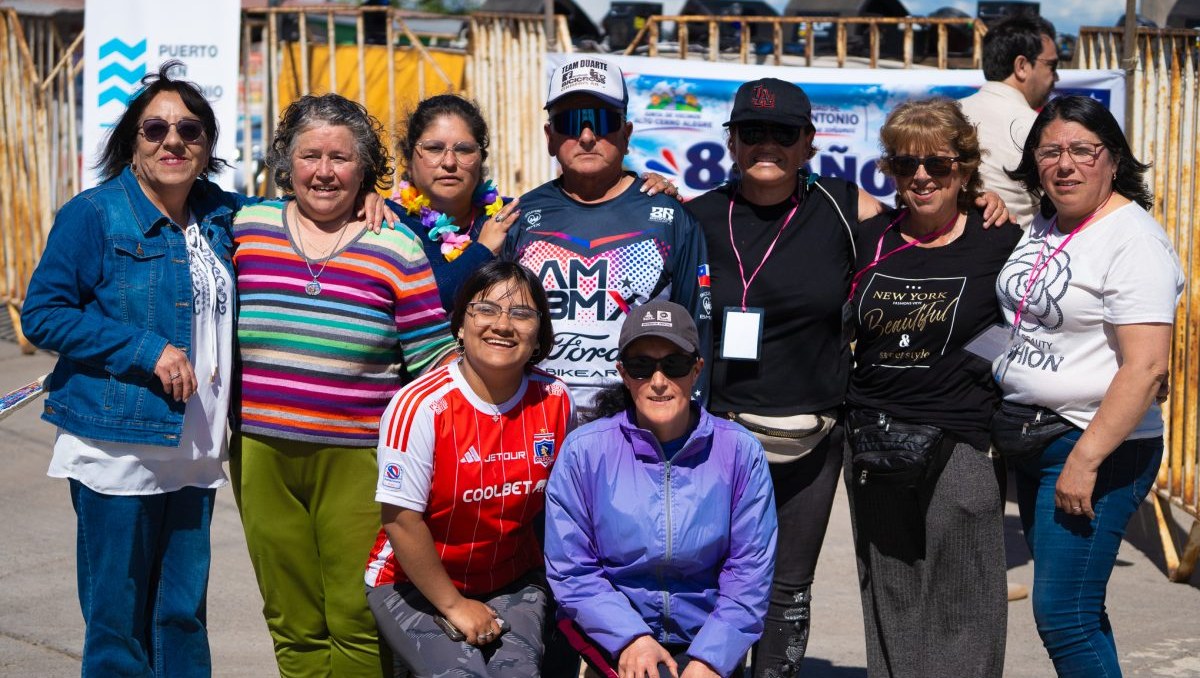 Vecinos de Cerro Alegre festejan 88 años del barrio con apoyo de Fondos Concursables de Puerto San Antonio