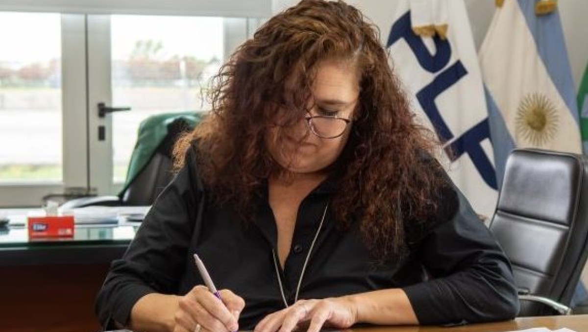 Argentina: Puerto La Plata firma convenio para desarrollar tareas de batimetría