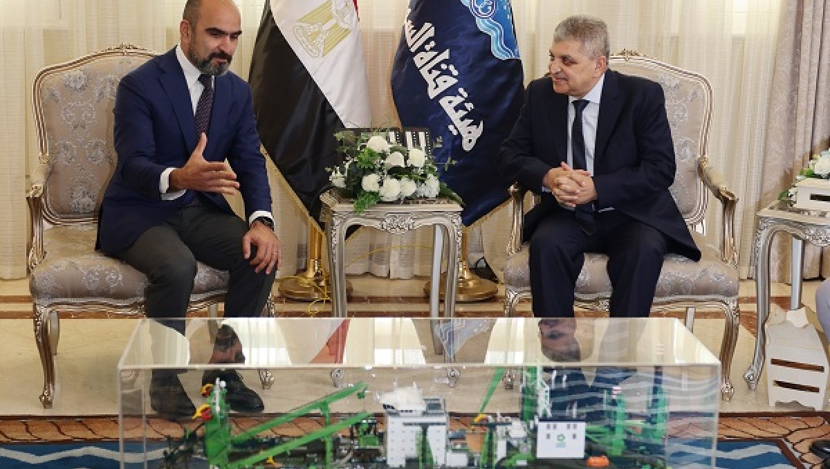 Canal de Suez explora vías de cooperación con Deme Group