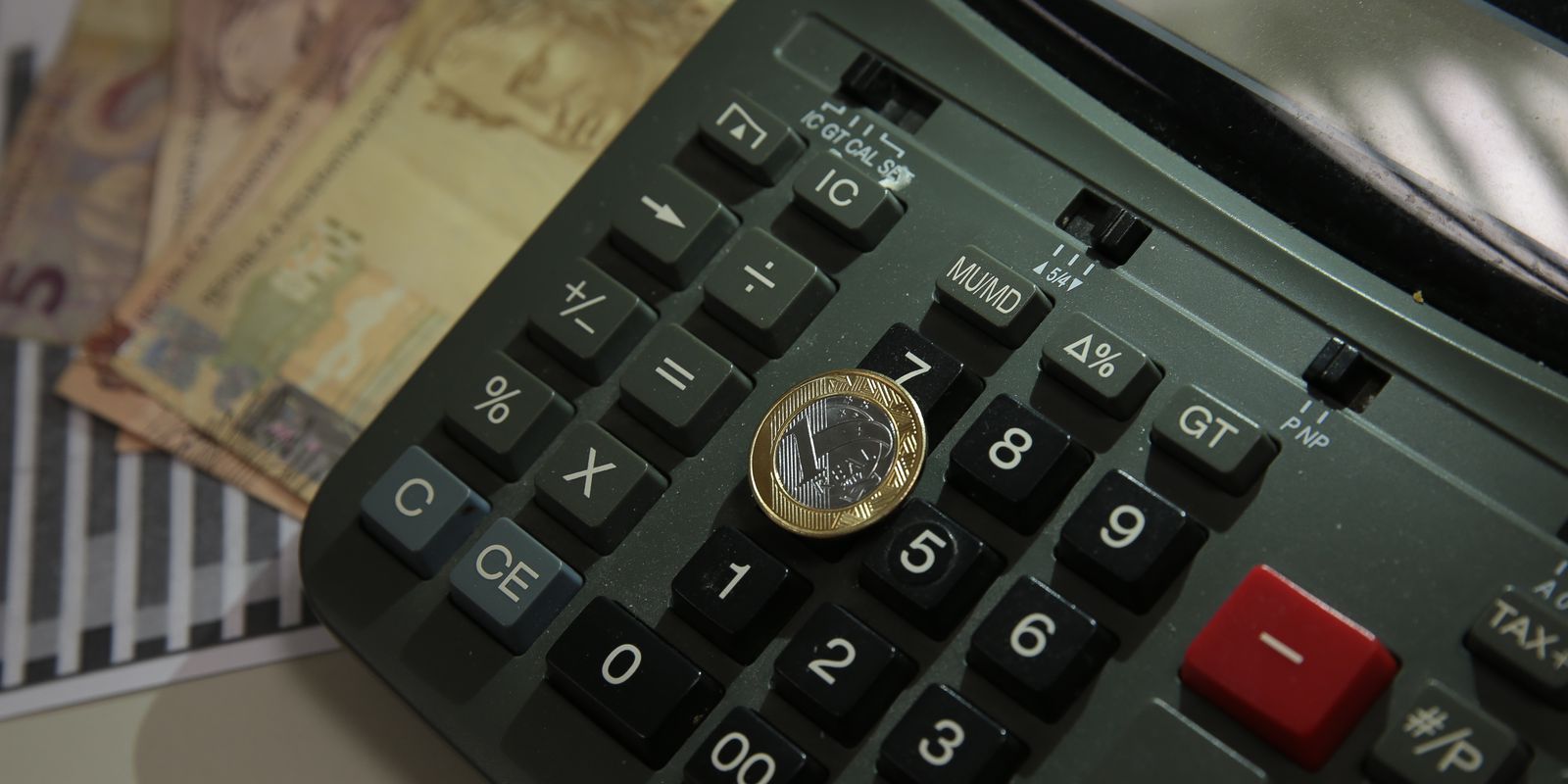 Inflação oficial cai para 0,47% em maio, diz IBGE