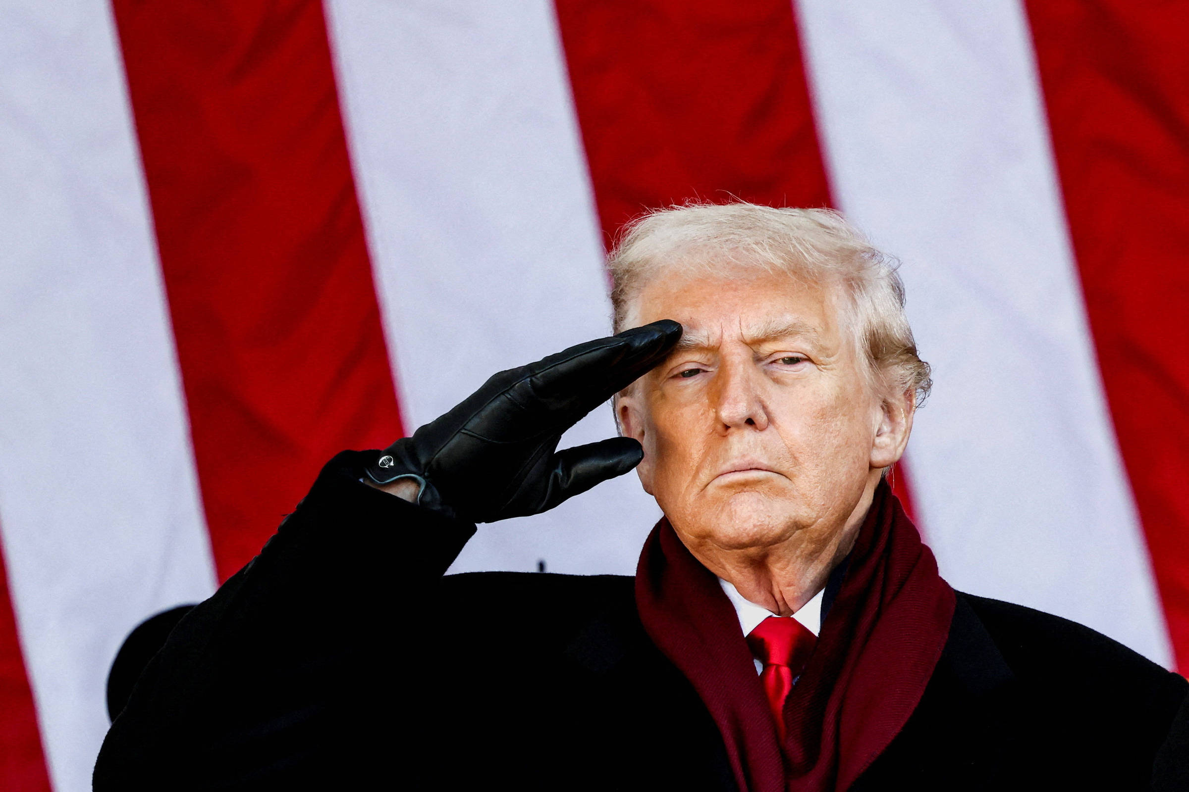 Trump diz que vai reduzir tarifas sobre café