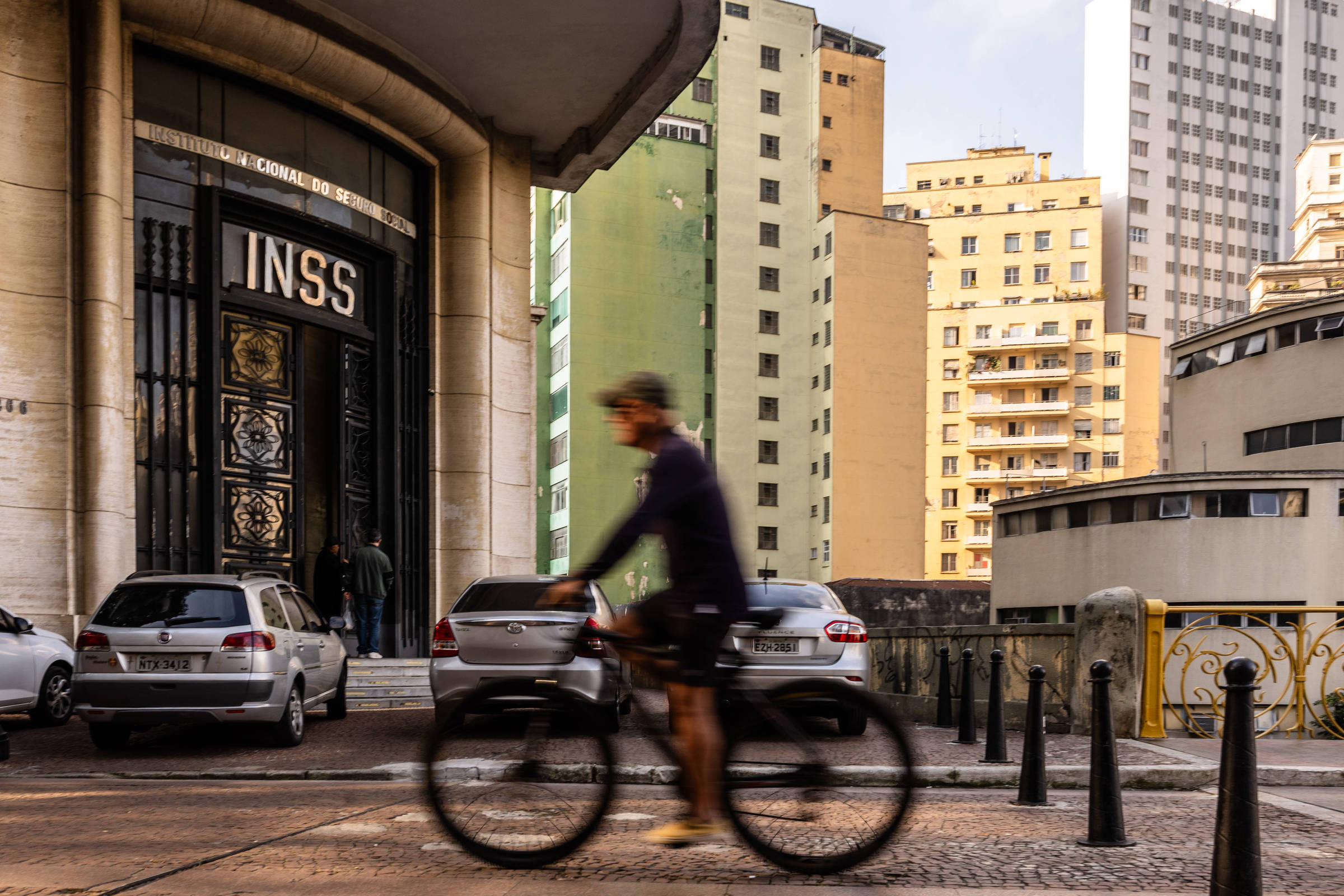 INSS vai devolver dinheiro de aposentados vítimas da 'fraude da fraude'; veja lista de 17 associações