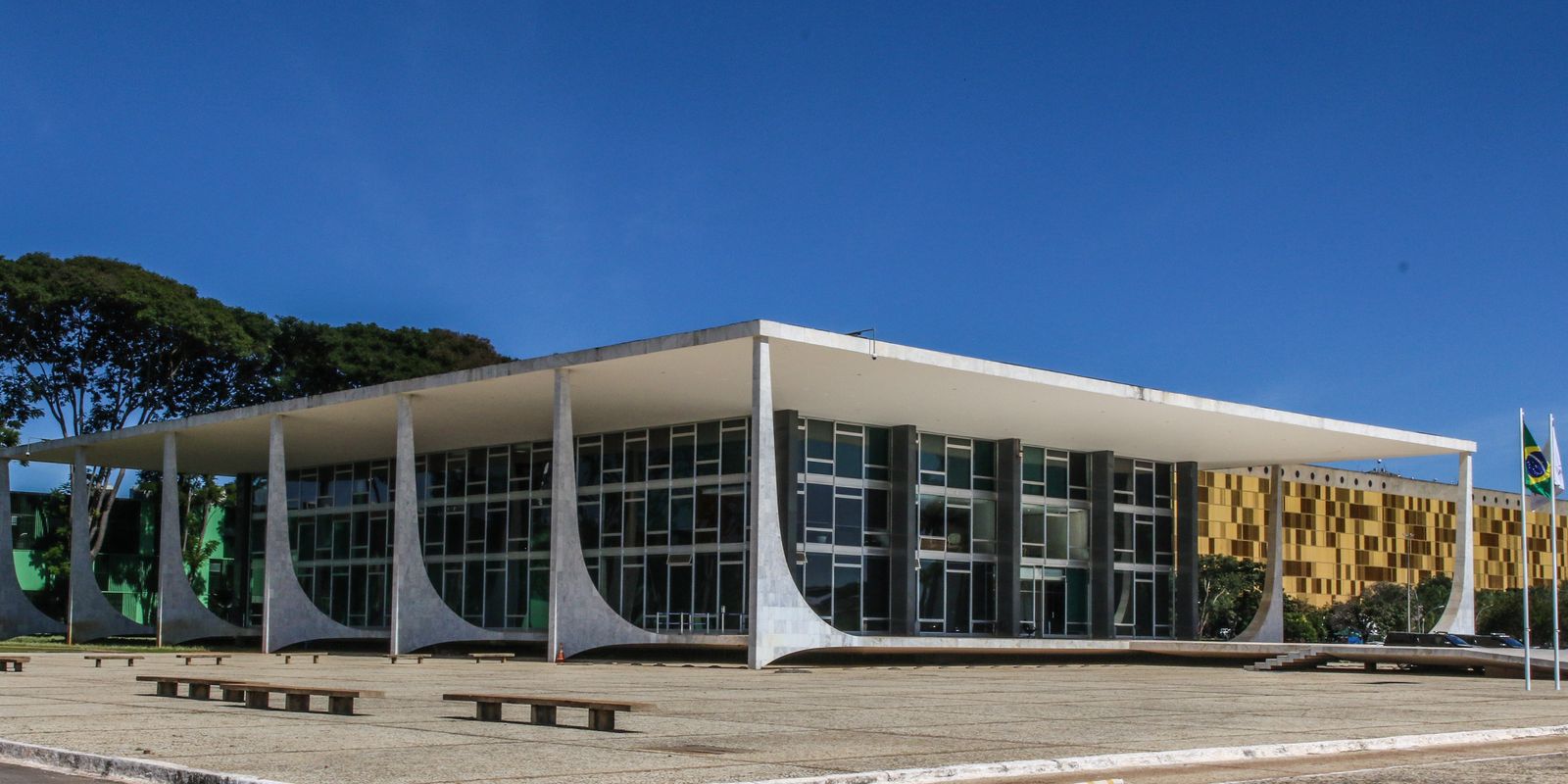 STF diz que intervalo de recreio integra jornada de professores