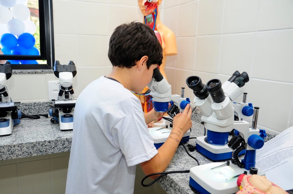 Faetec leva novos Laboratórios de Iniciação Científica a Seropédica e Paulo de Frontin