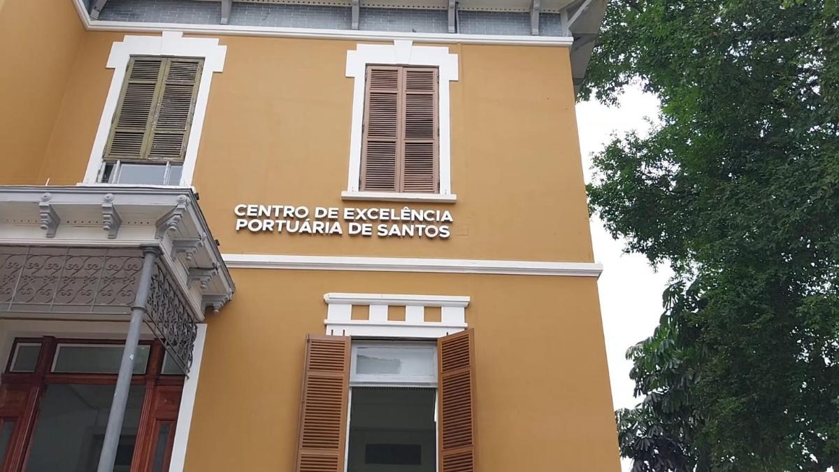 Projeto Tripulantes do Cenep forma novos profissionais para o setor de cruzeiros em Santos