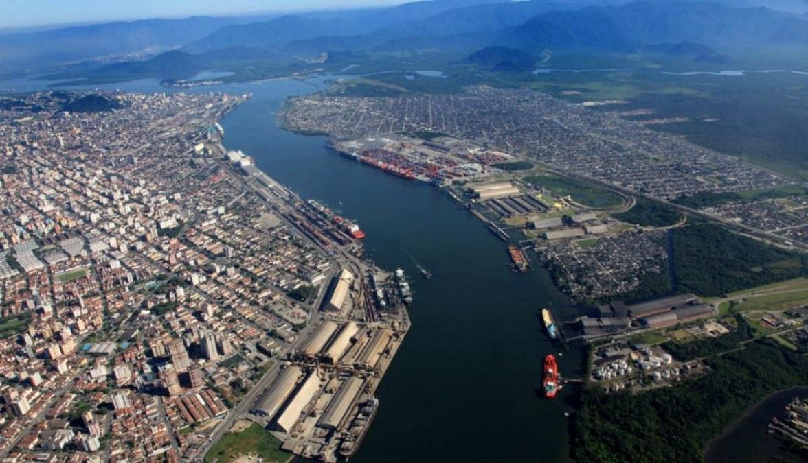 Porto de Santos enfrenta novo embate bilionário por condomínio logístico