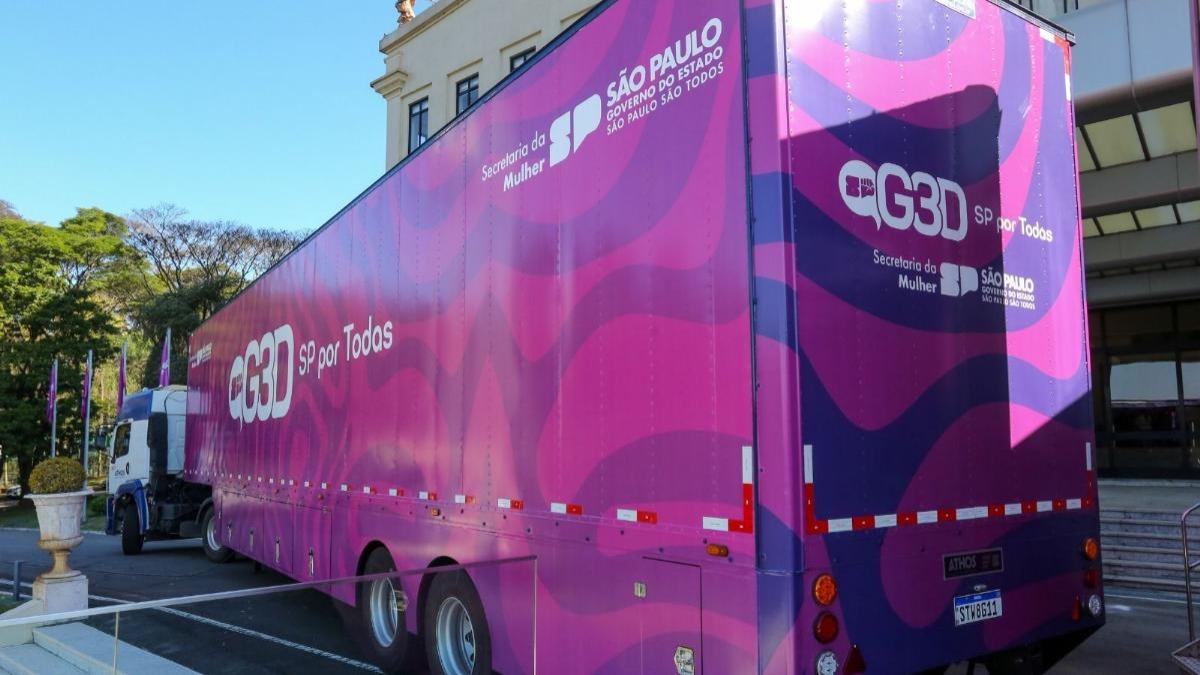 Carretas da Mamografia e do Empreendedorismo levam saúde e capacitação às mulheres em São Vicente