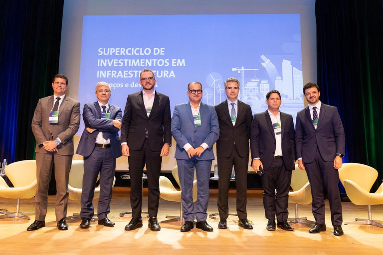 MPor apresenta avanços conquistados na infraestrutura nacional em evento promovido pelo BNDES