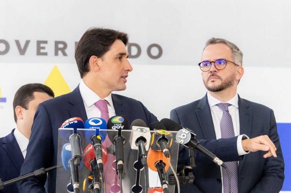 Tecon 10: Costa Filho acredita no leilão em maio, já com seu substituto