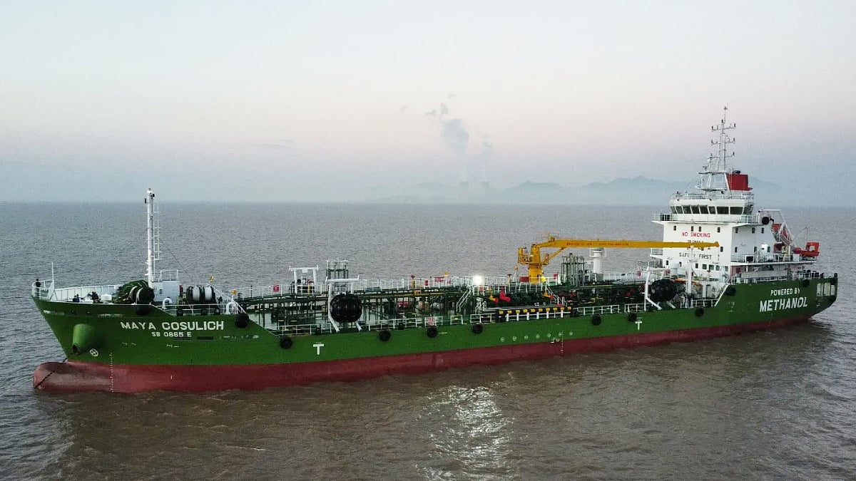 VESSEL REVIEW | Maya Cosulich – Fratelli Cosulich acquires methanol-powered chemical bunkering ship