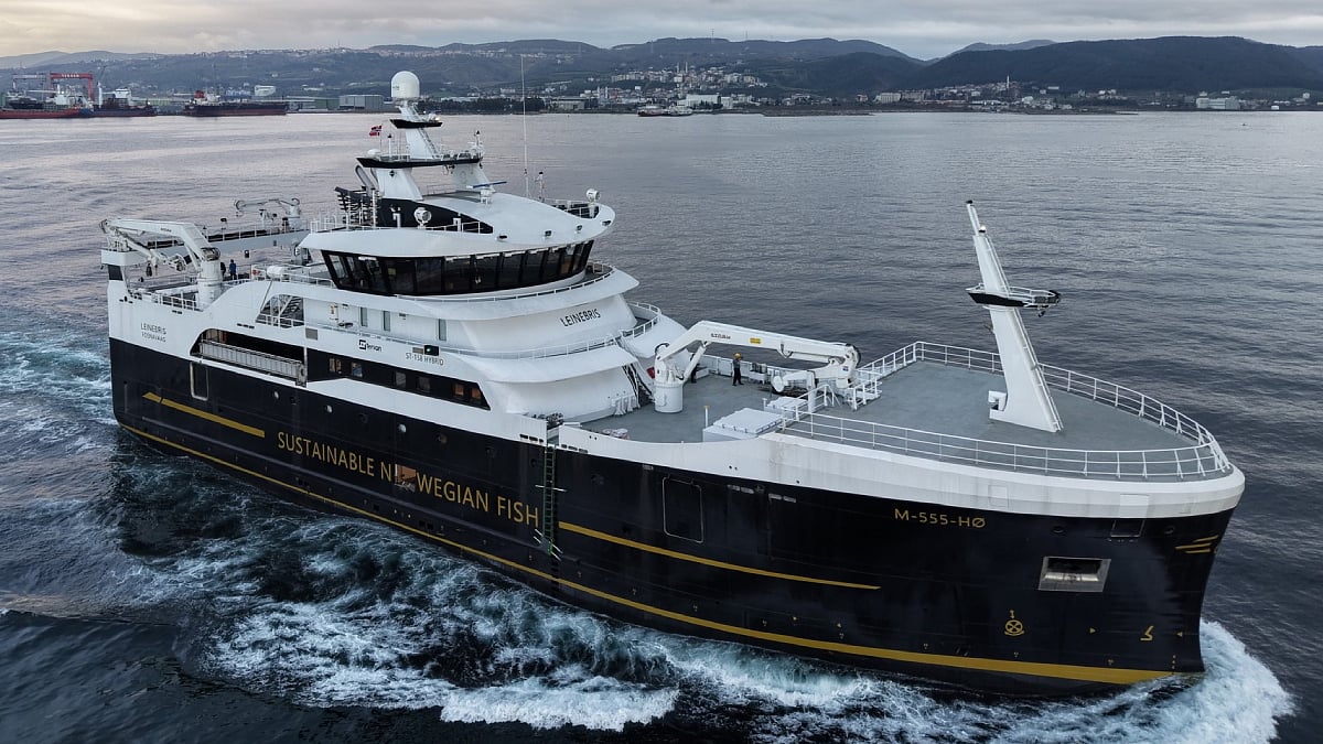VESSEL REVIEW | Leinebris – Norwegian owner welcomes combination seiner/longliner to fleet