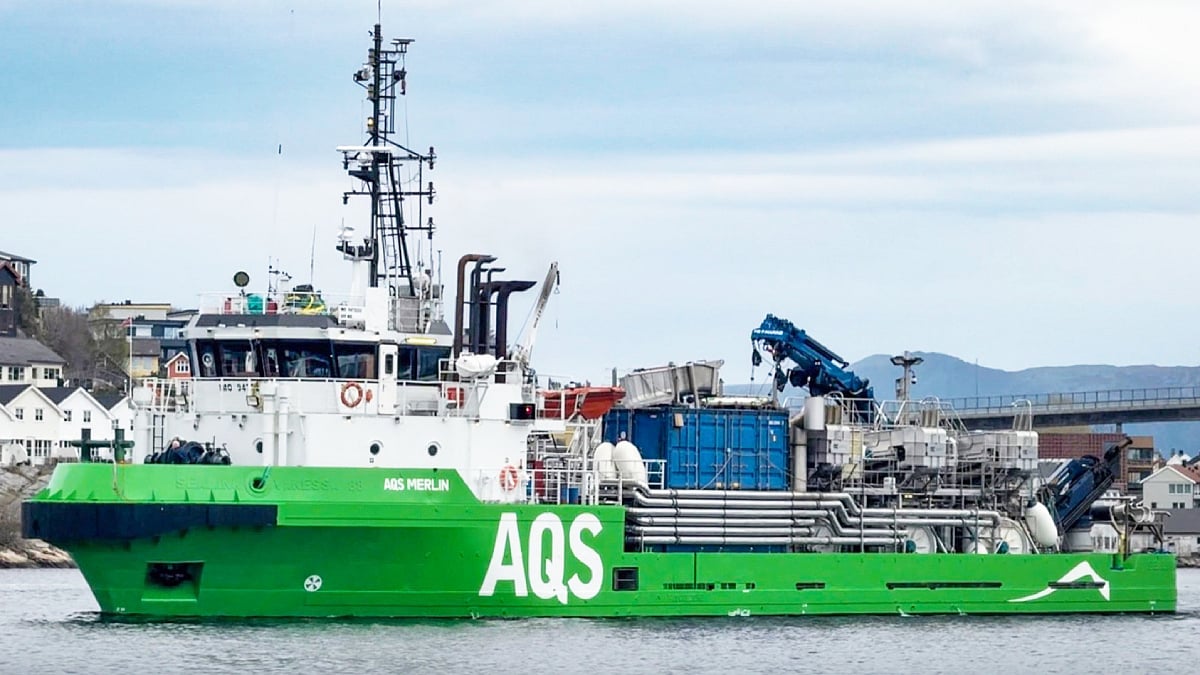 VESSEL CONVERSION | AQS Merlin – Delousing boat upgraded for general fish farm support duties