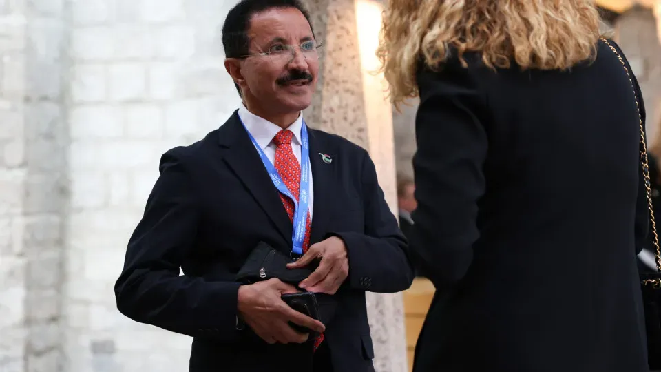 CEO da DP World renuncia após citação em arquivos ligados a Jeffrey Epstei